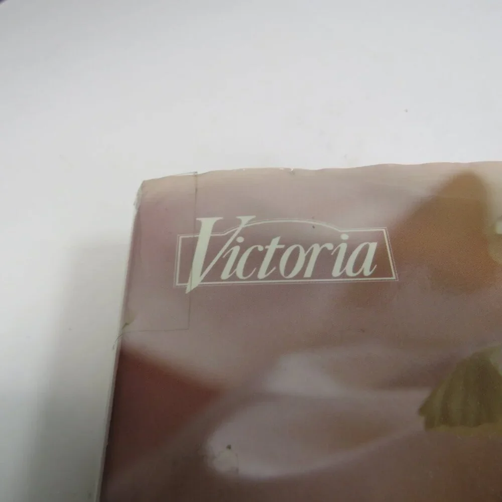 Beautiful Wedding Flowers VICTORIA hardback book